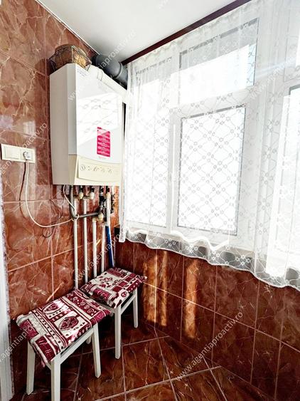 Apartament cu 3  camere decomandat, etajul 2, în cartierul I.C. Frimu. - 8