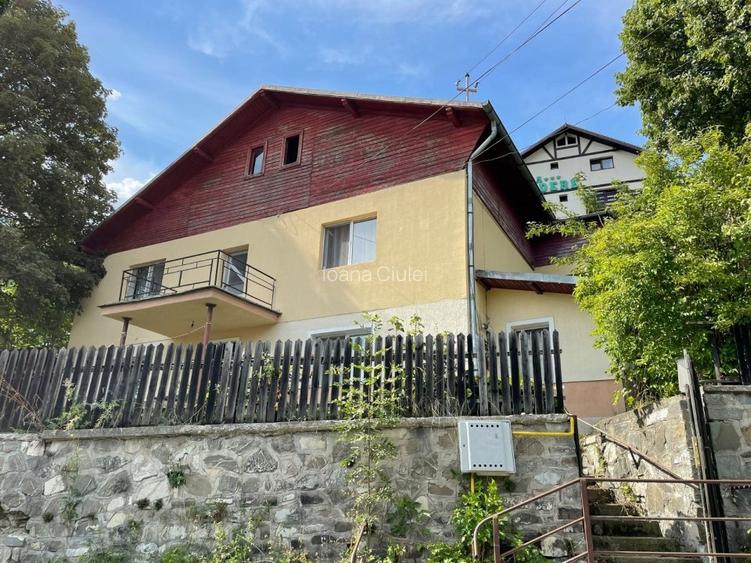 Busteni Apartament in vila - 56mp, gradina proprie 131 mp, priveliste superba!