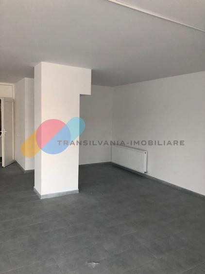 Spațiu comercial, de 200 mp, în Dâmbul Rotund
