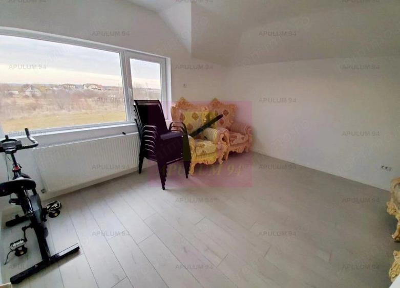 Casă cu Teren 270 Mp în 1 Decembrie