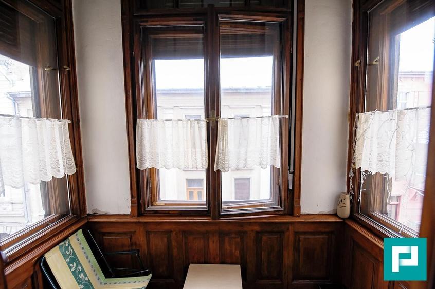 Apartament cu 2 camere decomandat, mobilat în Ultracentral