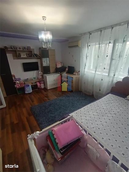 Garsonieră în Școlilor