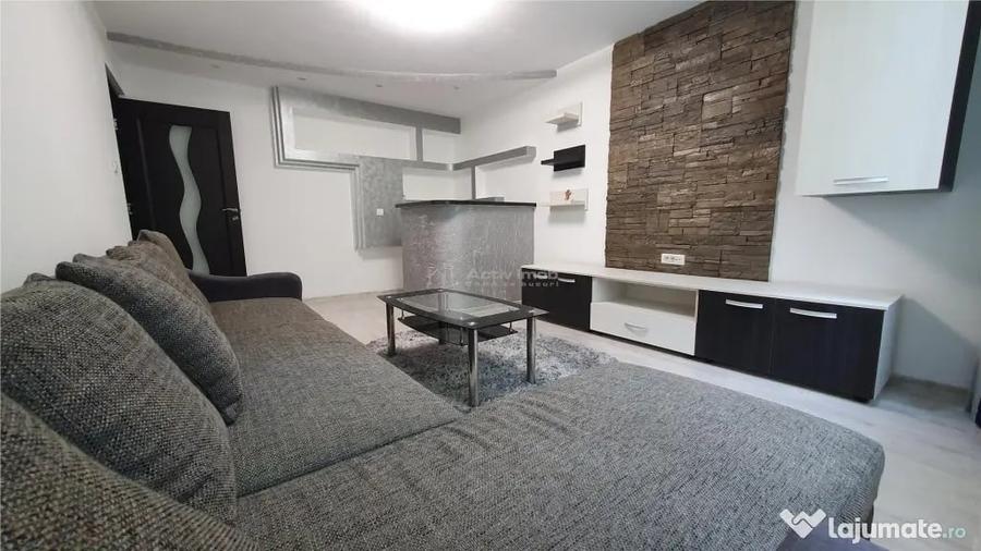 Apartament cu 3 camere decomandat în Burdujeni