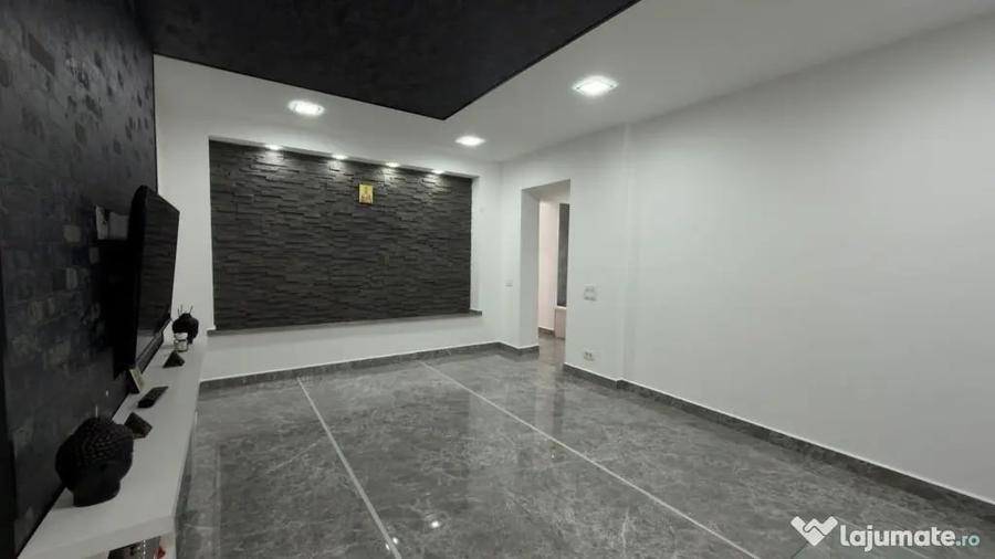 Apartament cu 3 camere decomandat în Giurgiului