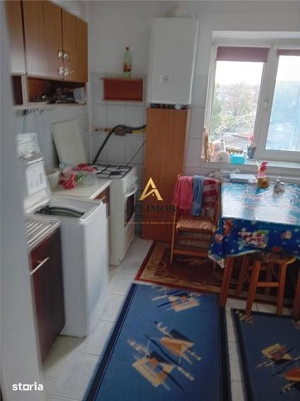 Apartament 3 camere in Targoviste, zona 1 Mai - 4