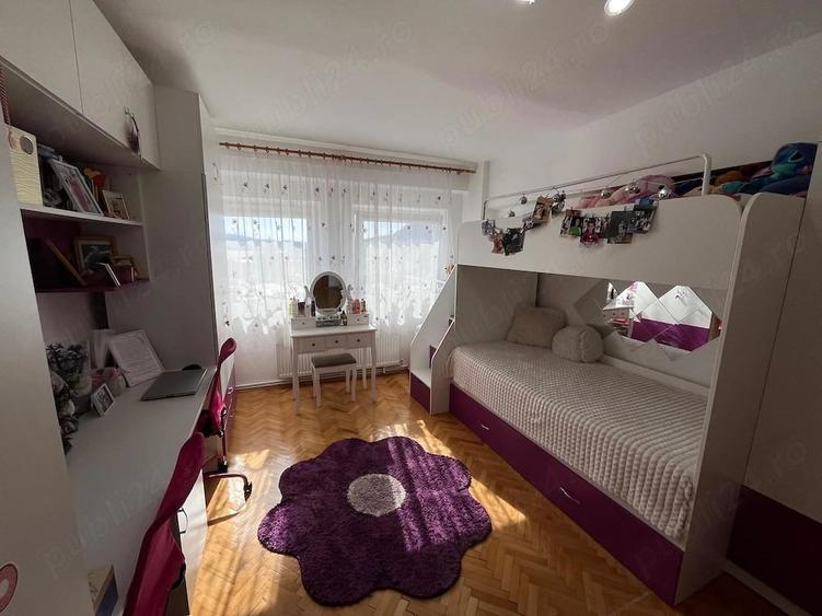 Apartament cu 3 camere decomandat în Ultracentral