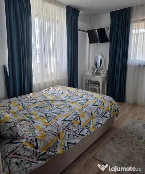 Apartament cu 2 camere semidecomandat în Bucium
