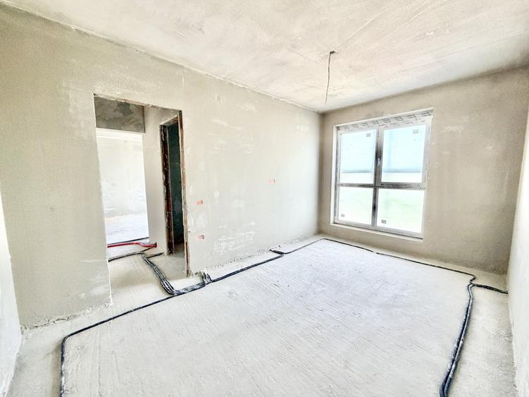 Apartament cu 2 camere semidecomandat în Moșnița Nouă