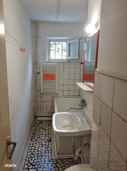 Apartament cu 3 camere în Brătianu