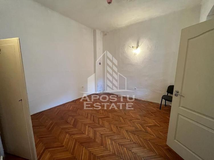 Spațiu comercial, de 239 mp, în Sinaia
