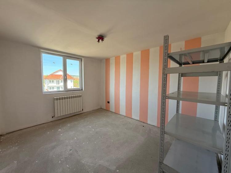 Casa individuala - 4 camere - Teren 521 mp - 15