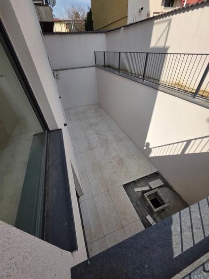 Apartament cu 5 camere de inchiriat in zona Aviatiei - 3