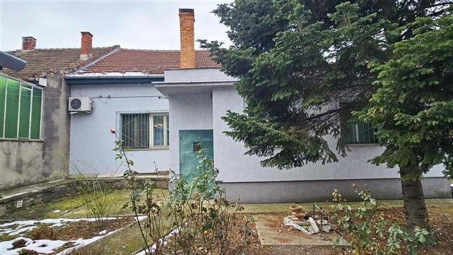 Casa unifamiliara cu curte exterior renovat zona Liviu Rebreanu - 16