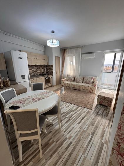 Inchiriez apartament 2 dormitoare + living - 1