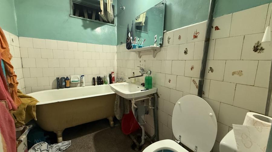 Apartament  cu 2 camere decomandate, zona Interservisan - 7