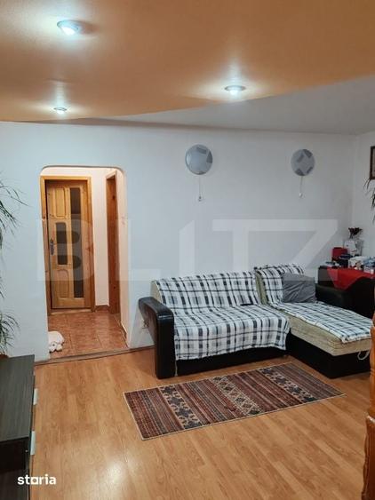 Apartament cu 3 camere semidecomandat în Central