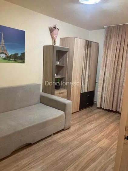 garsoniera Drumul taberei Plaza Romania et 1 proprietar - 3