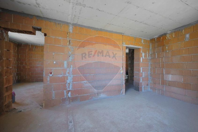 De vânzare casă cu un proiect deosebit, la roșu , Str. Gheorghe Doja - 19