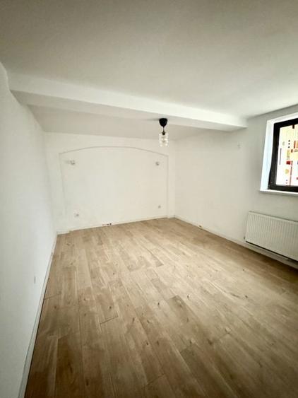 Vanzare demisol inalt Dacia -Alecu Russo - 2