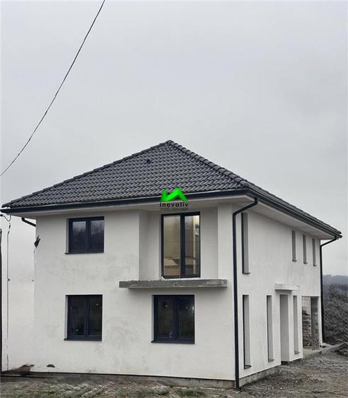Casa individuala de vanzare 4 camere Sibiu Vestem - 1