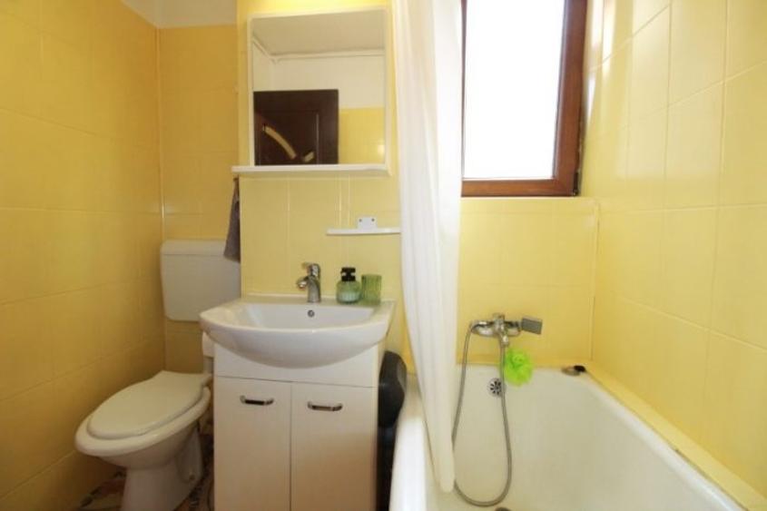 Apartament cu 2 camere decomandat, mobilat în Eroii Revoluției
