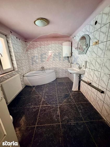 Casa cu curte generoasa ?i multiple posibilita?i zona Mo?nei - 11