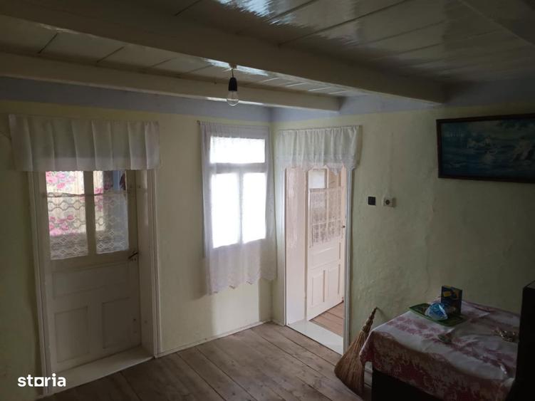 Casa locuibila + 2707 mp, situata in Leorda, la strada - 3