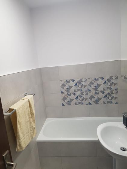 APARTAMENT CU 4 CAMERE,DOUA BAI,DOUA BALCOANE FINISAT,ZONA LAMA - 17