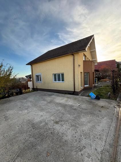 Casa P+E, 730 mp teren, str.Subcetate, lini?te, soare, terasa cu panorama - 4