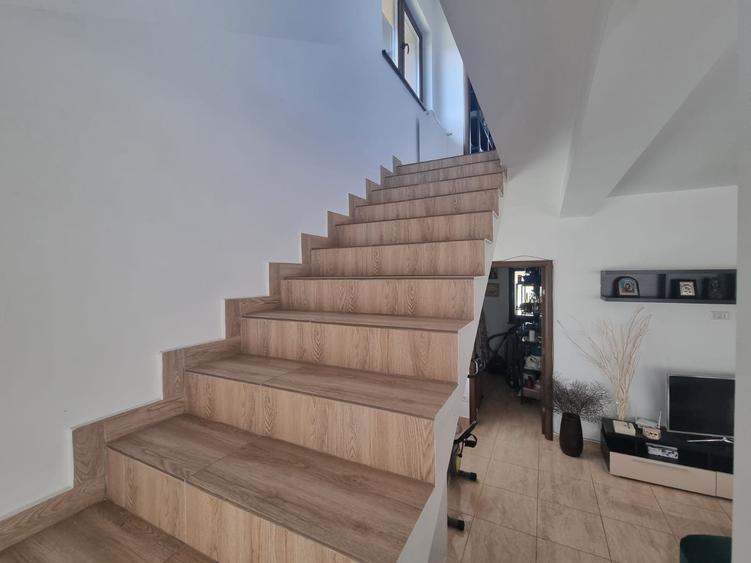 Vila 5 camere/ Teren 4531 mp- destinatii multiple! Ai idei bune?! - 10