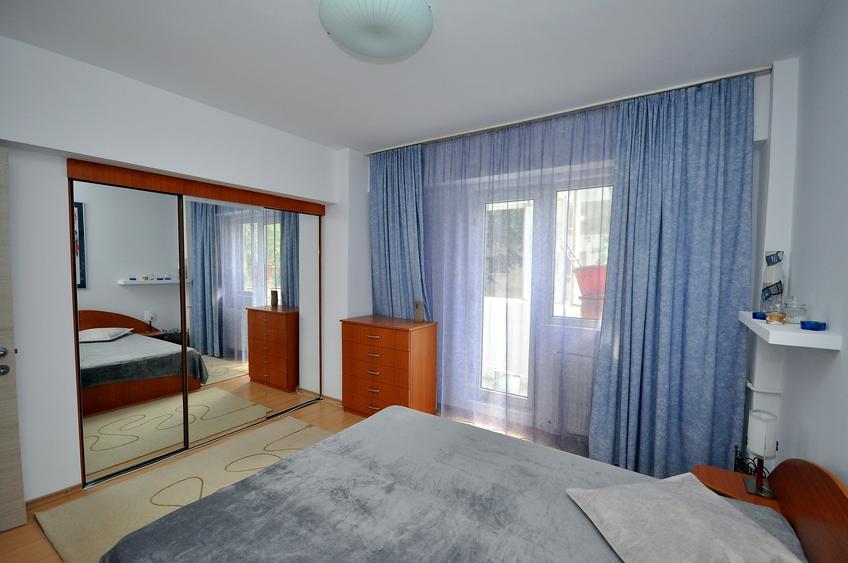 Apartament cu 2 camere decomandat în 13 Septembrie