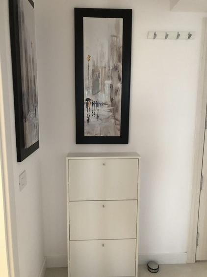 Apartament cu 2 camere decomandat, mobilat în Pajura