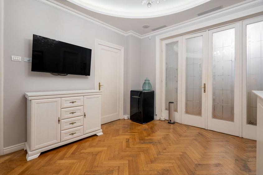 Apartament elegant cu 3 camere in vila  si acces la gradina, in Dorobanti! - 8