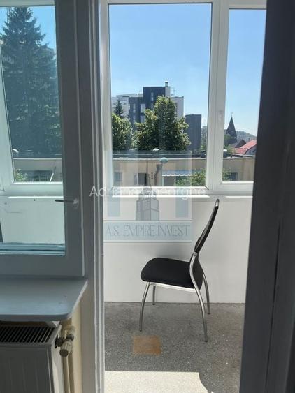 Se inchiriaza apartament 2 camere/ Centru Civic