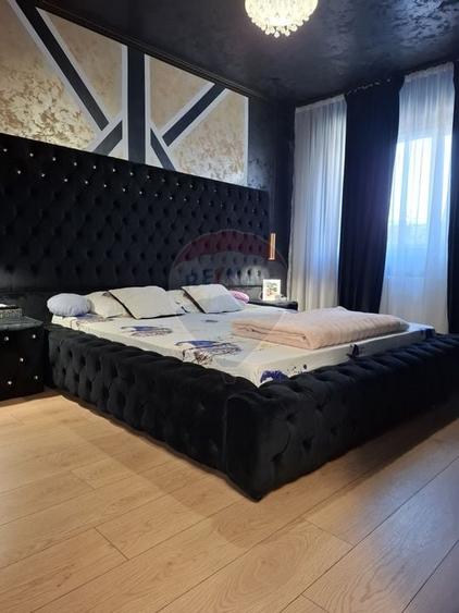 Apartament cu 3 camere  cu loc de parcare si curte proprie -de vanzare - 10