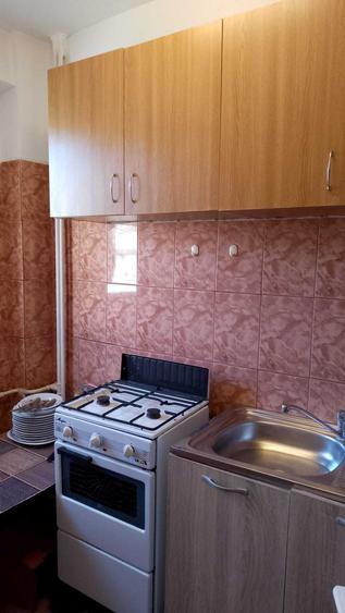 PROPRIETAR, inchiriere gars, conf.1, 250, termen LUNG Mega-Image Str Sibiu - 8