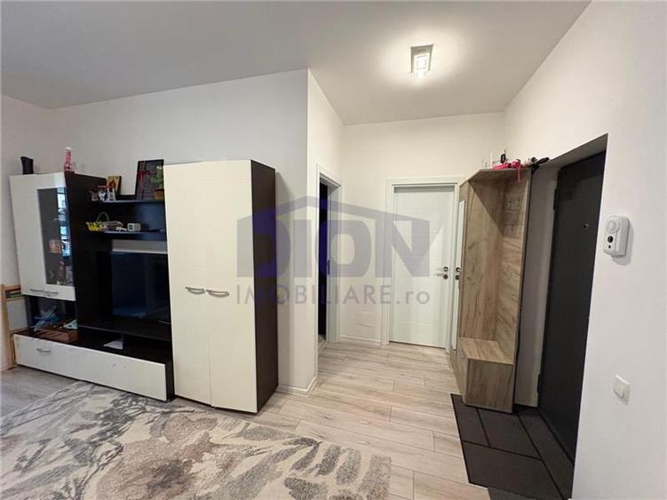 Militari - Rosu , Avangarde 2 camere, 47 mp - 4