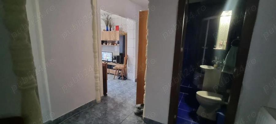 Vand apartament 4 cam. ,Topoloveni, etaj 1, ultracentral, langa Profi - 11