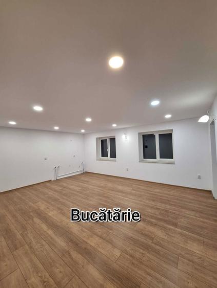 Casa de vanzare Andrid Renovata interior - 4600 mp teren - 3