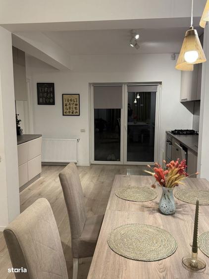 Casa insiruita - 4 camere + pod, curte 56 mp- Bragadiru, Str. Topaz - 13