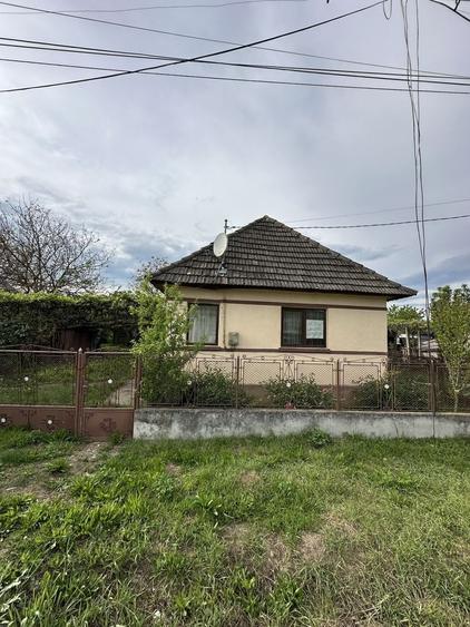 Casă cu 2 camere în Mica