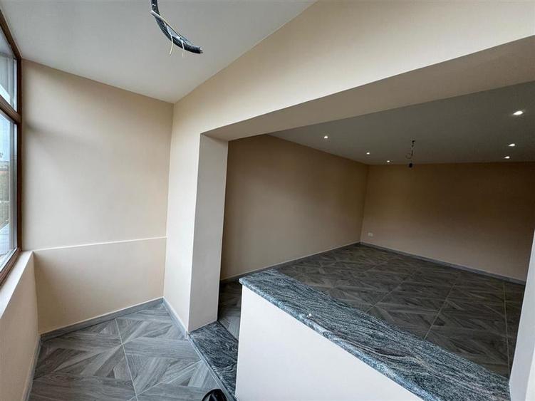 Apartament 3 camere, 72 mp, renovat complet de la A la Z - 10