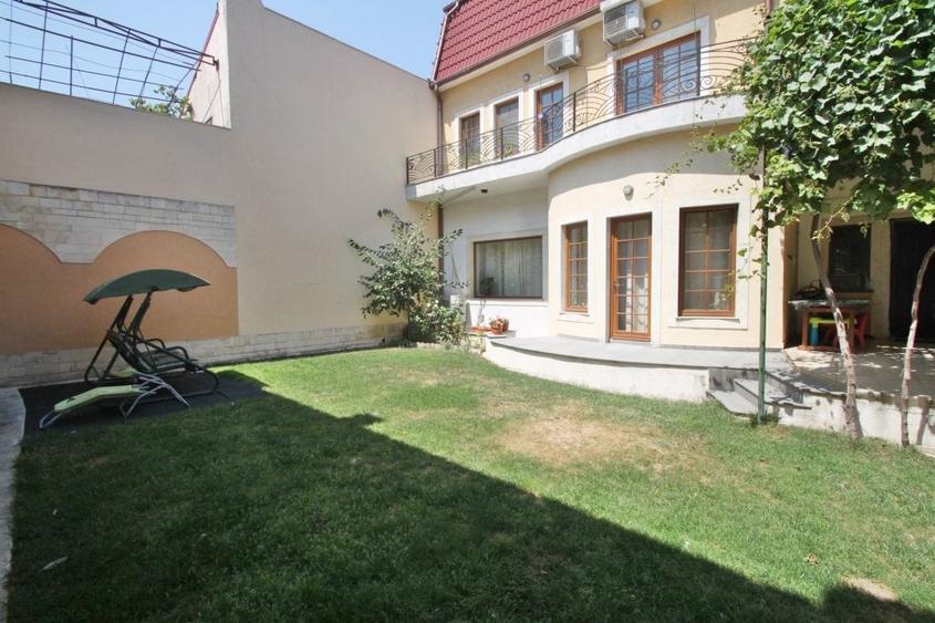 Tomis II - Vila deosebita - (D+P+ET +M) -suprafata generoasa - 2