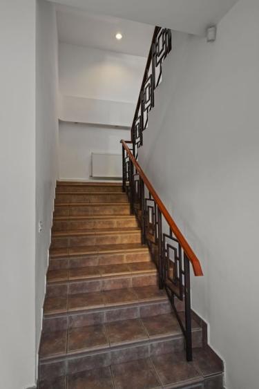 Cladire comperciala Otopeni central, 748mp, investitie excelenta - 8