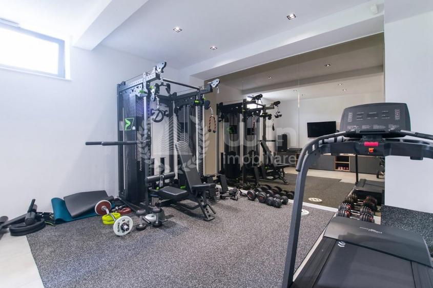 Casa individuala ultrafinisata | 320mp utili | 1000mp teren | Europa - 19