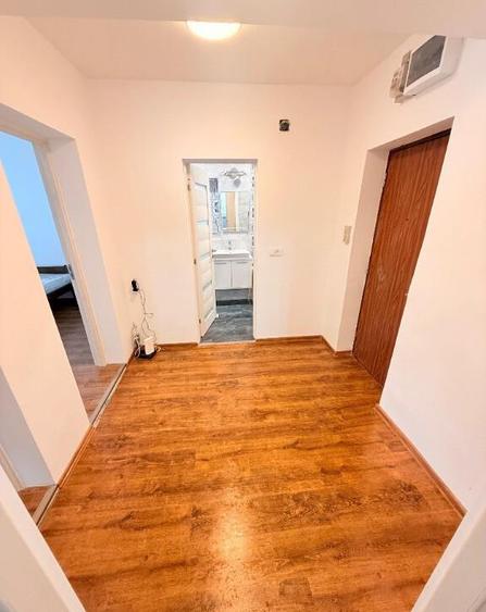 Apartament cu 2 camere, decomandat - zona Racadau - 4