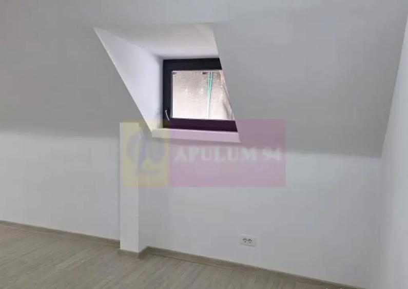 Vila de vanzare cu 6 camere in Sinaia - 12