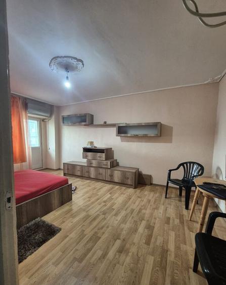 Garsoniera decomandata 40mp Vitan / Mall Vitan - 1