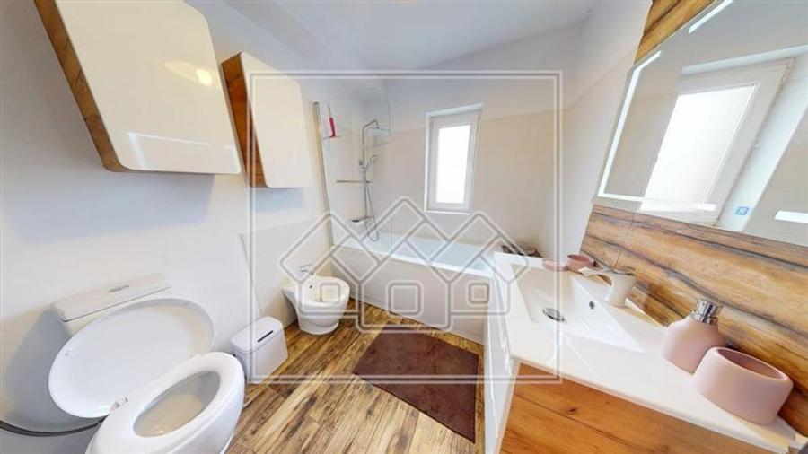 Casa de vanzare in Sibiu - 4 camere, panouri solare - - 8