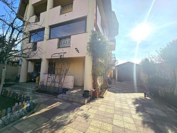 Rosu Bacriului 526mp Construiti P+2+M Constructie 2011 Garaj Facilitati - 1